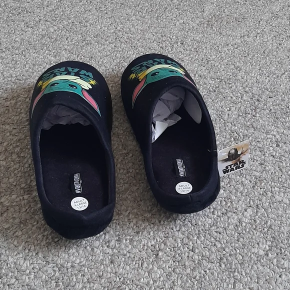 New Star Wars Men's The Mandalorian "The Child" Clog Slipper. - Picture 6 of 12